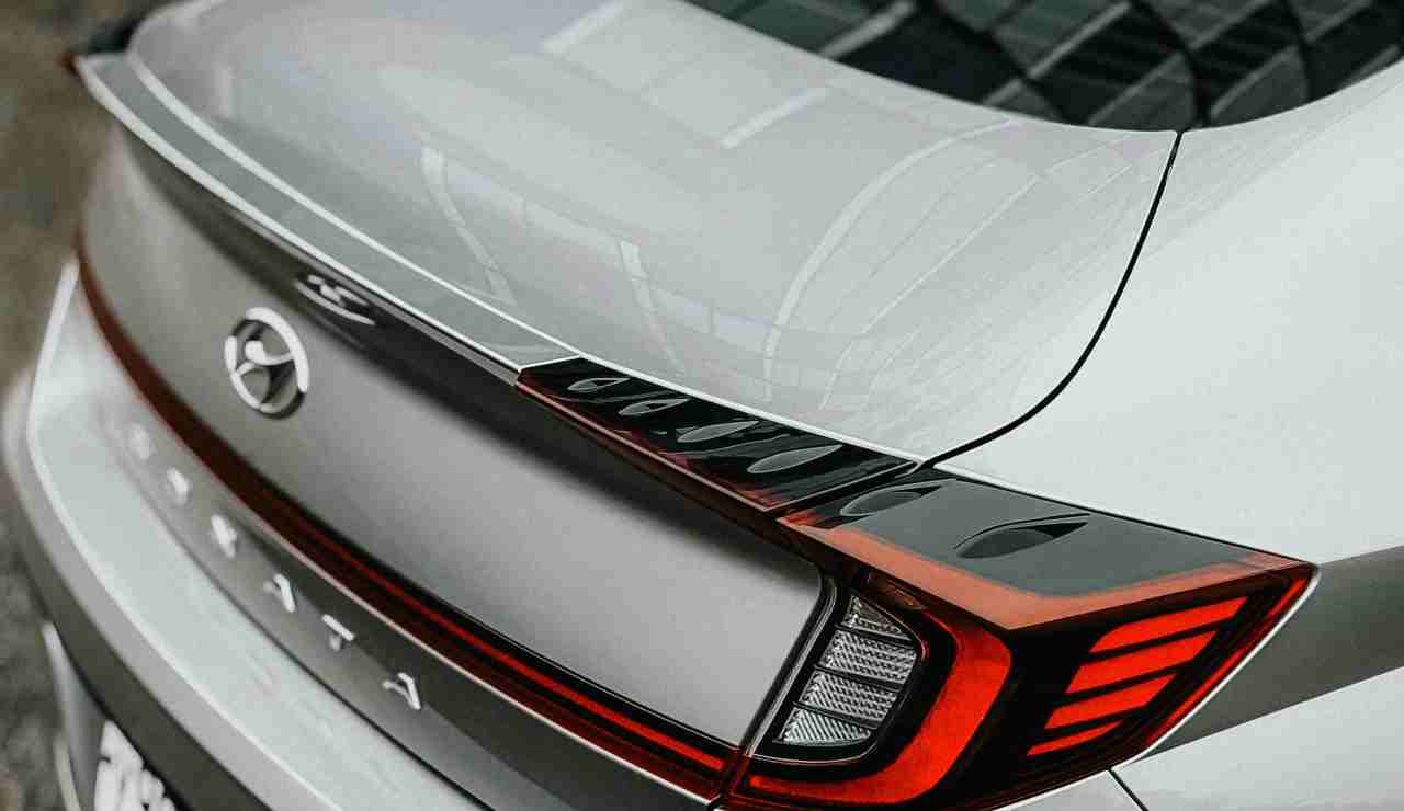 Automobile - pexels - retesei