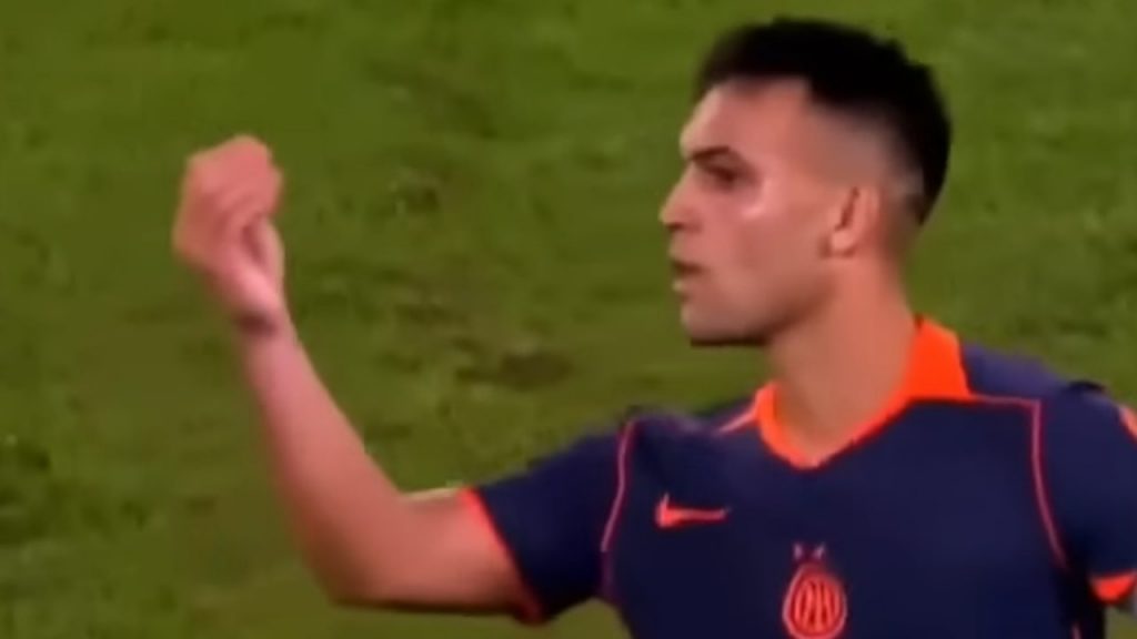 Lautaro Martinez contro Antonio Conte - Frame YouTube - Retesei.com