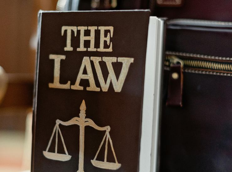 Legge - pexels - retesei