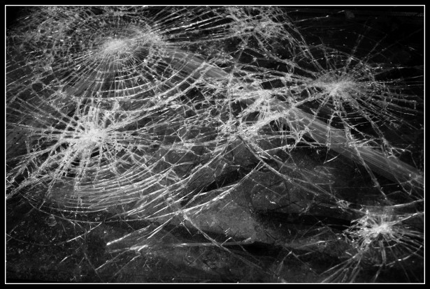 Airola Esasperata: La Comunità Chiede Pace Dopo Nuove Violenze Notturne