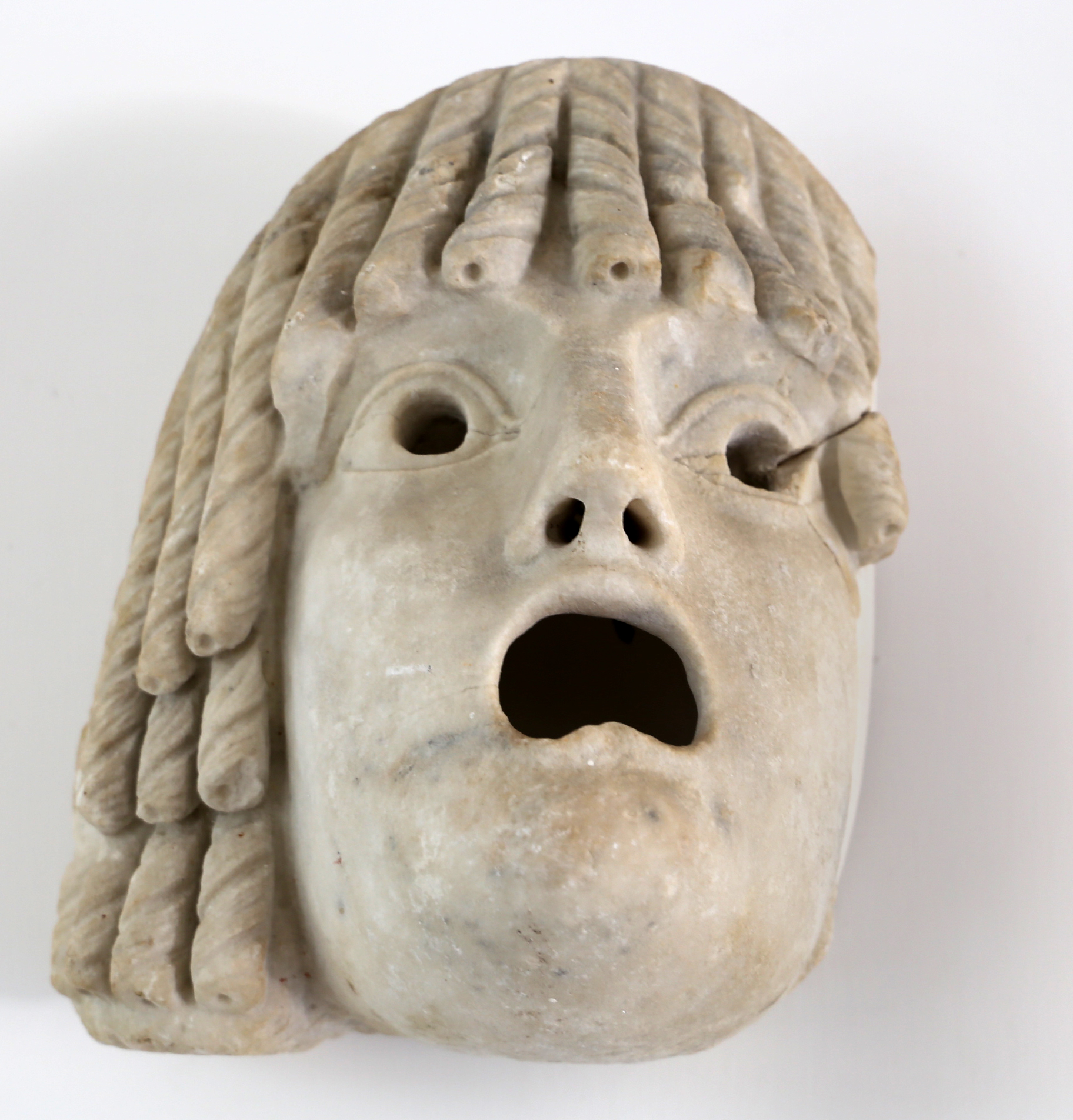 Riflettori Accesi ad Airola: La Scuola di Teatro Paolo Petti Avvia il Terzo Anno Accademico