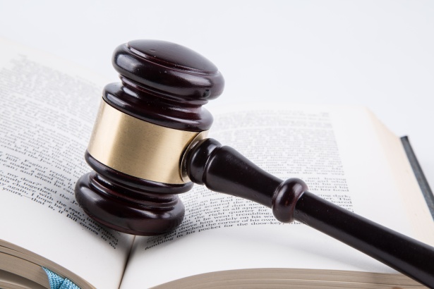 Airola: Il TAR interviene, sospese le ordinanze di chiusura delle scuole. Lezioni in presenza riprendono.