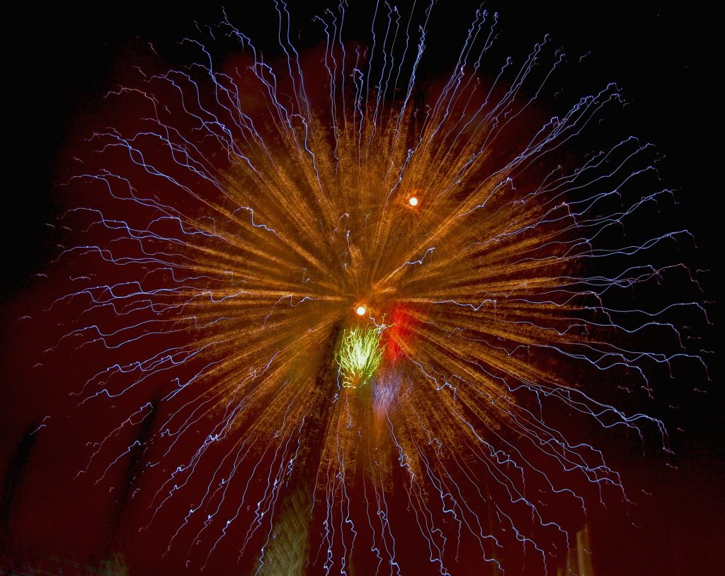 Avellino: Maxi Confisca di Fuochi d’Artificio Illegali da 150 Kg ad opera delle Fiamme Gialle