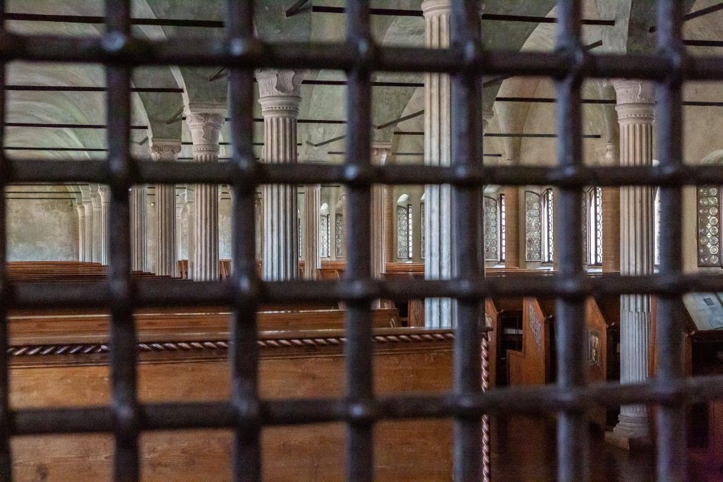 Avellino: Trasgredisce gli Obblighi, 40enne Nuovamente Dietro le Sbarre