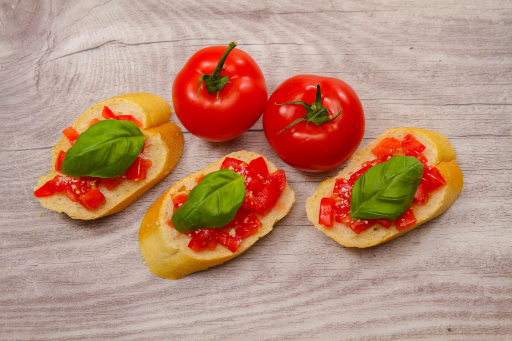 Il Primato Amaro della Mozzarella Campana: Coldiretti Denuncia la Vetta della Contraffazione nei Supermercati Russi