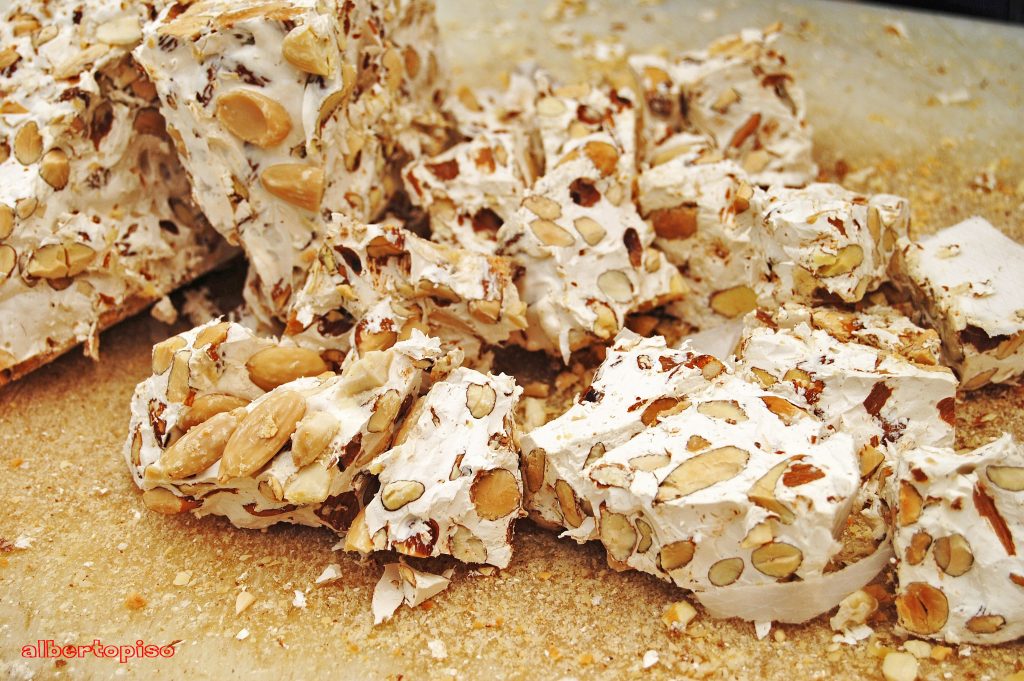 Pietradefusi in Lutto per Vincenzo Di Iorio: La Pandemia Spegne il Sorriso del “Re del Torrone” Irpino