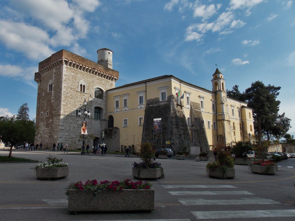 Vertice a Benevento: Di Maria e Matera Confrontano Strategie per lo Sviluppo del Territorio