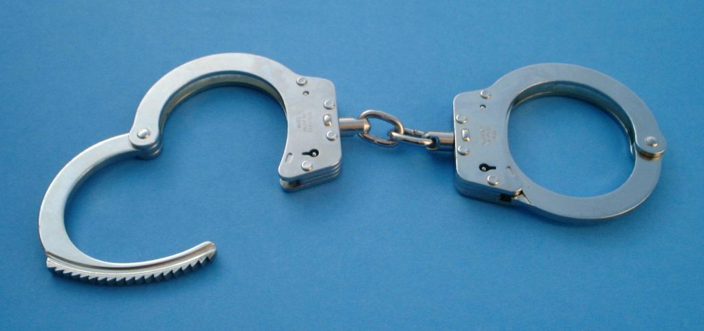 Arrestato 45enne ad Avellino dopo aggressione ai Carabinieri: Una lite domestica sfocia in violenza contro le forze dell’ordine