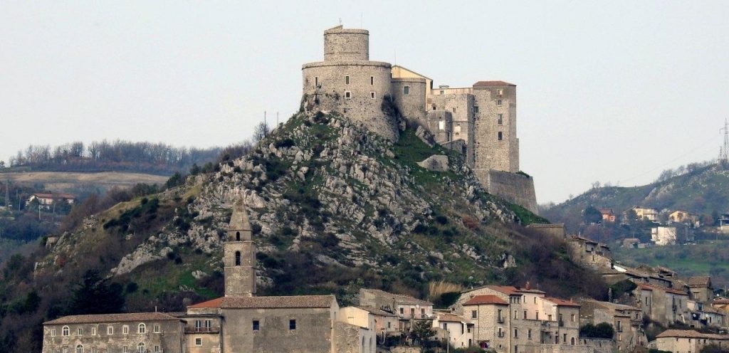 Montesarchio, un Bilancio di Fine Anno: Il Messaggio del Sindaco Franco Damiano alla Comunità