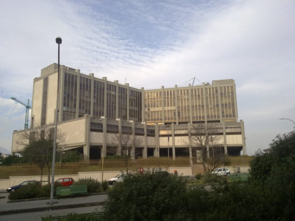 Assoluzione a Benevento: Tre Imputati Scagionati dalle Accuse di Aggressione e Minacce a Commerciante