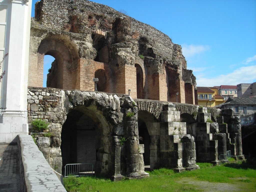 Il Teatro Romano di Benevento Riapre: Ritorno alla Storia e Visione Futura