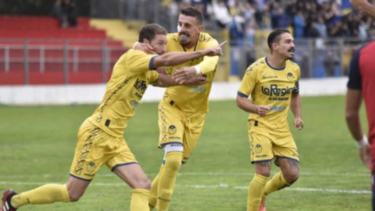 Serie D, le salernitane sorridono: tris Nocerina, Scafatese in fuga | Sarnese ferma, Paganese d’orgoglio