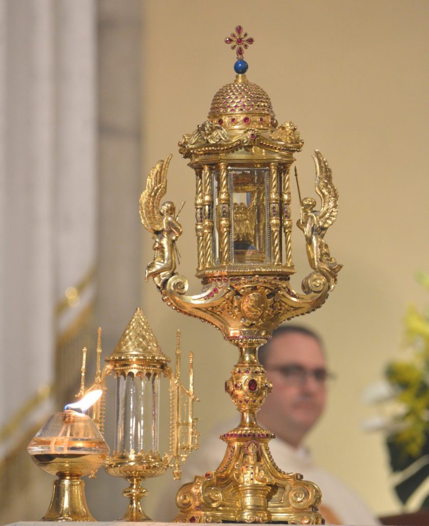 San Gennaro: Il Prodigio Si Compie, Napoli Tra Giubilo e Appelli Civici